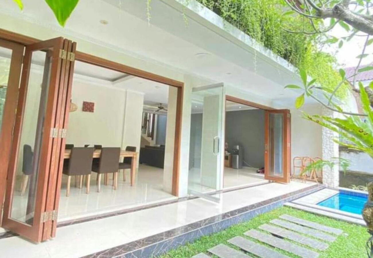 Kubu Gwk Villa จิมบาราน ภายนอก รูปภาพ